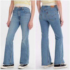Levi's Premium 70s High Flare Jeans Light Wash High Rise Retro Denim Size 26